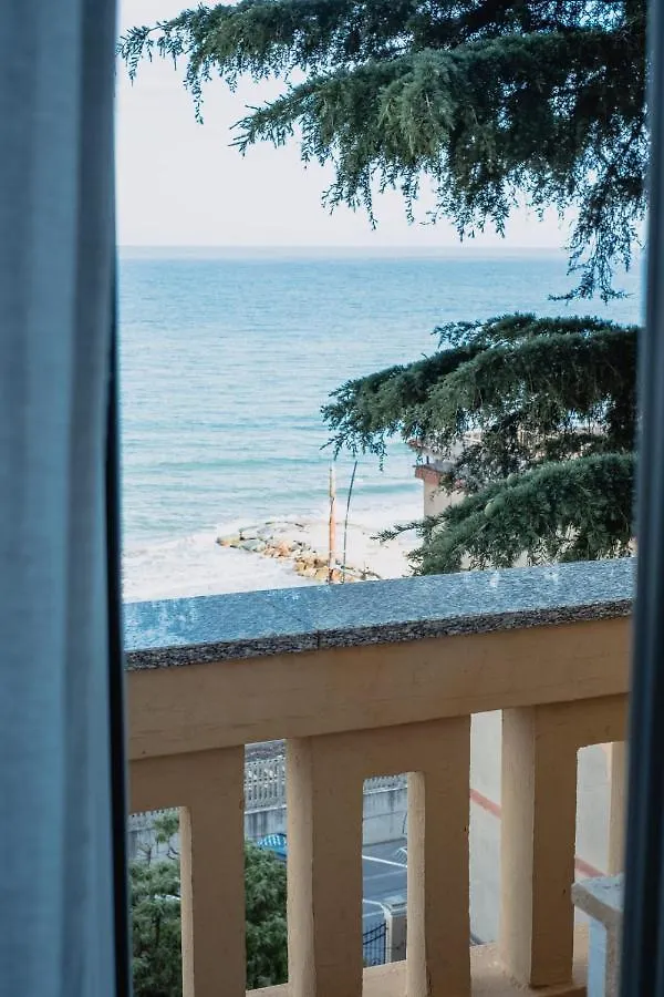 Villa Sant'Anna Laigueglia 0*,